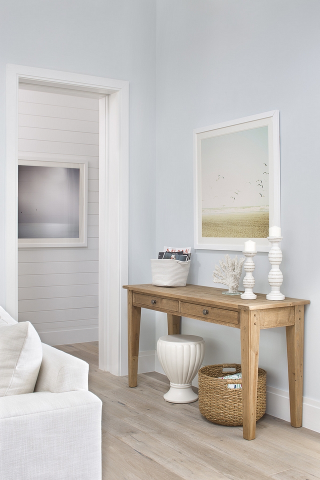 Benjamin Moore 2129-70 Silver Cloud, flat finish Benjamin Moore 2129-70 Silver Cloud Benjamin Moore 2129-70 Silver Cloud #BenjaminMoore212970SilverCloud #BenjaminMoore212970 #BenjaminMooreSilverCloud #BenjaminMoore