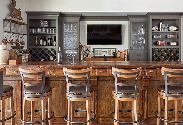 Bar with grey perimeter cabinet and Alder island Bar Large bar #Bar #Barcabinet #barisland #greycabinetry #Aldercabinet #islandBar 