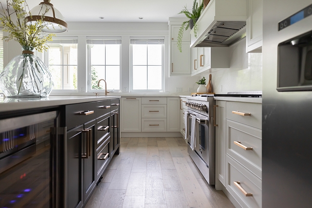 Kitchen Island Color Custom Stain close to Benjamin Moore Iron Mountain) Cabinet Colour Sherwin Williams Pure White #KitchenIsland #IslandColor #CustomStain #BenjaminMooreIronMountain #CabinetColour #SherwinWilliamsPureWhite