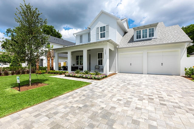 Stucco Paint Color Stucco Paint Color The stucco siding is painted in Benjamin Moore Simply White OC-117