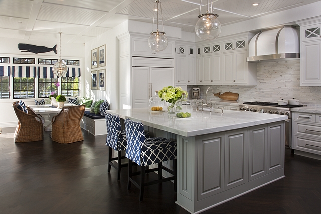 White kitchen with grey island paint color SHERWIN WILLIAMS PURE WHITE SW 7005 white kitchen #SHERWIN WILLIAMS PURE WHITE SW 7005 white kitchen #SHERWINWILLIAMSPUREWHITESW7005 #whitekitchen #greyisland