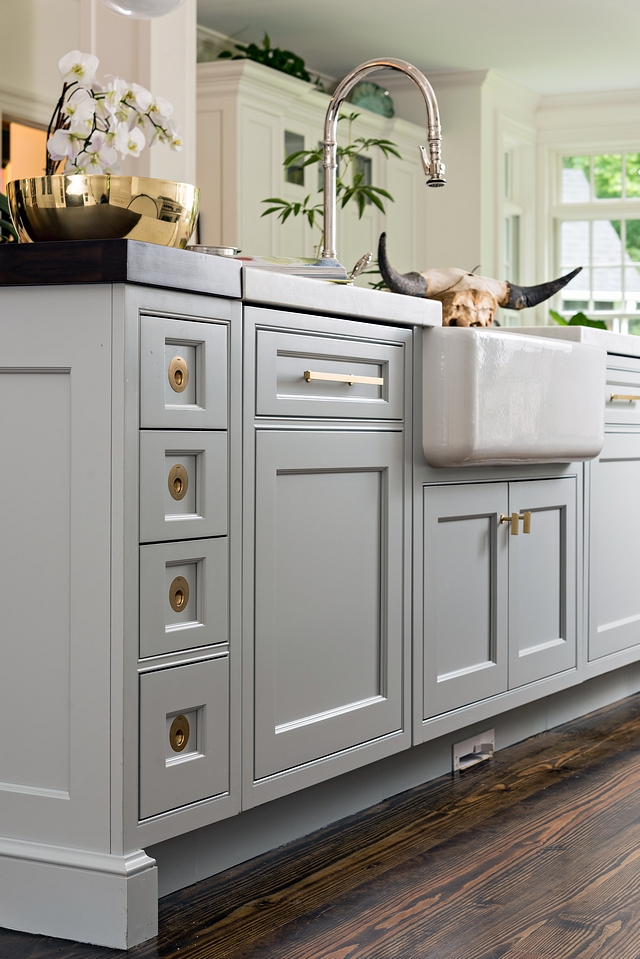 Benjamin Moore HC-169 Coventry Gray Benjamin Moore HC-169 Coventry Gray Paint Color Kitchen island versatile grey paint color for cabinets Benjamin Moore HC-169 Coventry GrayBenjamin Moore HC-169 Coventry Gray #BenjaminMooreHC169CoventryGray #BenjaminMooreHC169 #BenjaminMoore #HC169