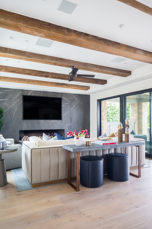 Living Room Reclaimed Beams Living Room Reclaimed Beam design ideas Modern Living Room with Reclaimed Beams Living Room Reclaimed Beams #LivingRoom #ReclaimedBeams