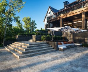 Transitional Lake House Interior Design Ideas - Home Bunch Interior ...