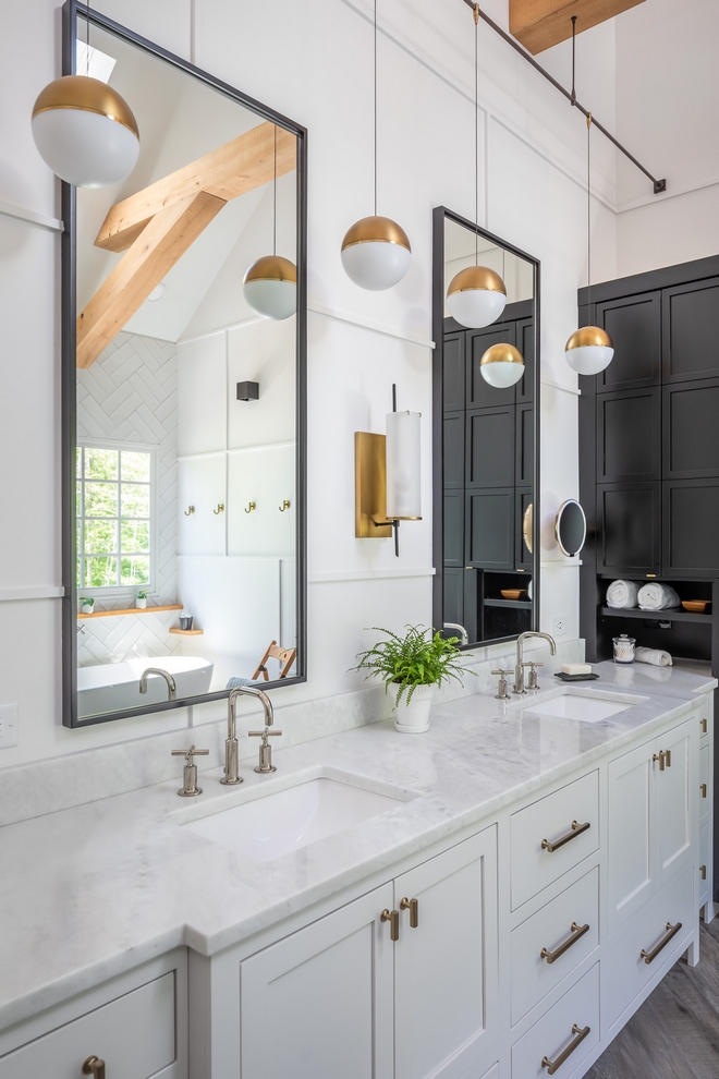 Black & White Modern Farmhouse Bathroom - Home Bunch Interior Design Ideas