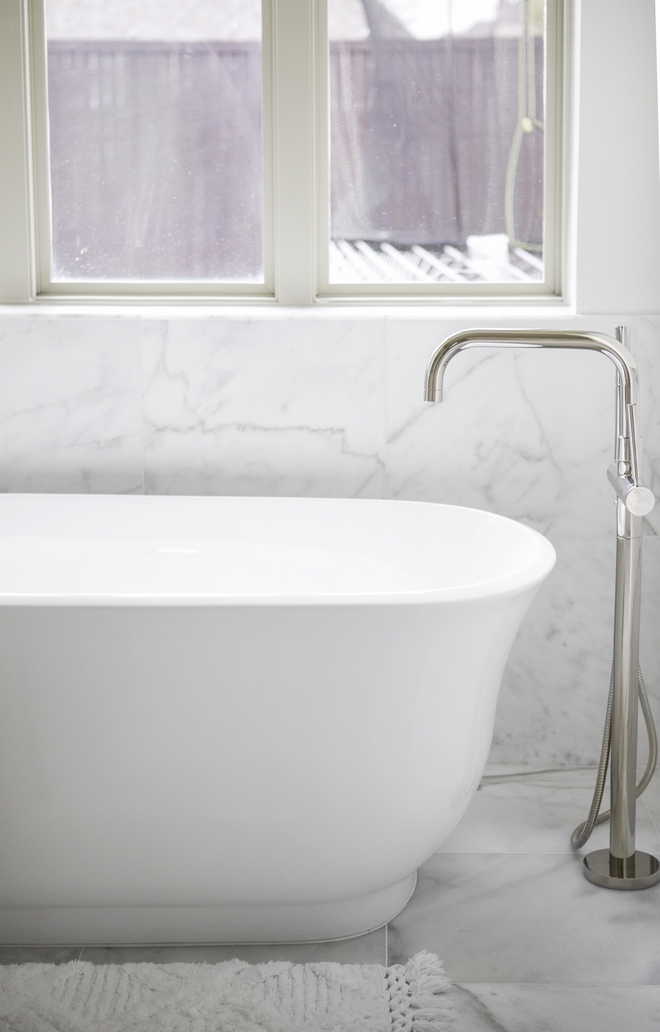 Bathroom Carrara Marble Wainscoting