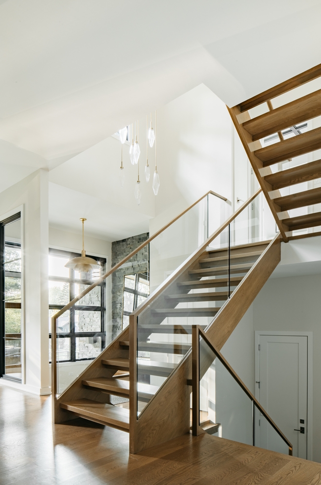 Modern Staircase Stain Color Wood Handrails, Treads and Risers are stained to match hardwood floor 50% Minwax Honey and 50% Minwax Country White