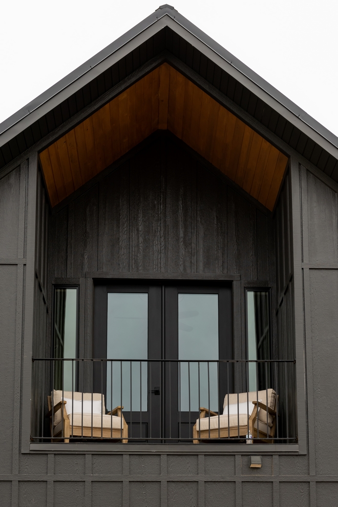 Sherwin-Williams-Iron-Ore-Exterior-Black-Farmhouse