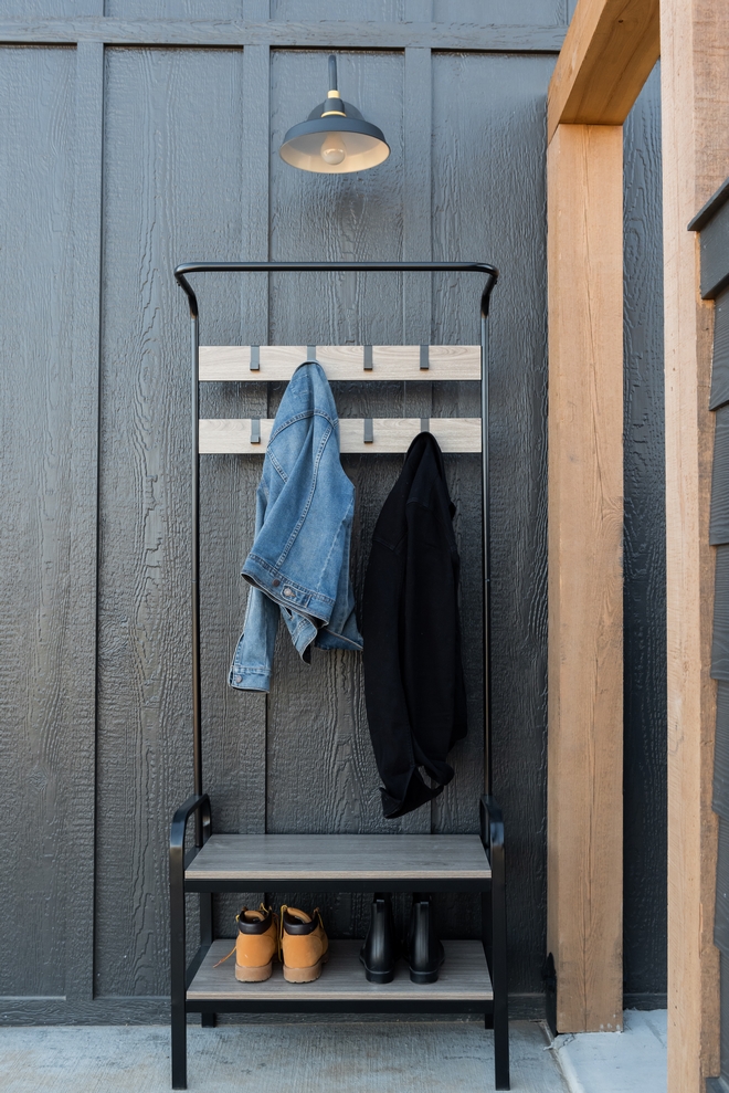 Farmhouse Outdoor Shower Board with Cedar Posts Modern Farmhouse Outdoor Shower features LP Board with Cedar Posts