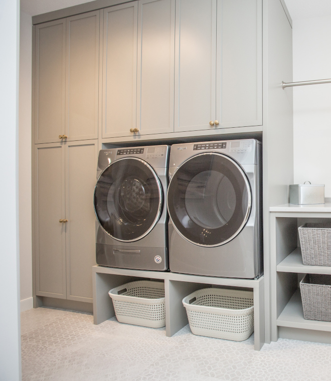 Raised Washer And Dryer Design Ideas