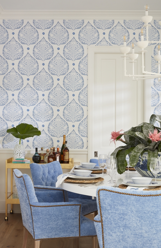 Wallpaper Blue and white Wallpaper Wallpaper Galbraith and Paul Lotus Dining Room Wallpaper #Wallpaper #Blueandwhite #BlueandwhiteWallpaper #GalbraithandPau #GalbraithandPaulLotus #DiningRoom #DiningRoomWallpaper