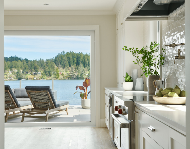 Benjamin Moore Cloud White Kitchen cabinets with Benjamin Moore Gray Mist on walls Benjamin Moore Cloud White Kitchen cabinets with Benjamin Moore Gray Mist on walls #BenjaminMooreCloudWhite #kitchen #cabinets #BenjaminMooreGrayMist