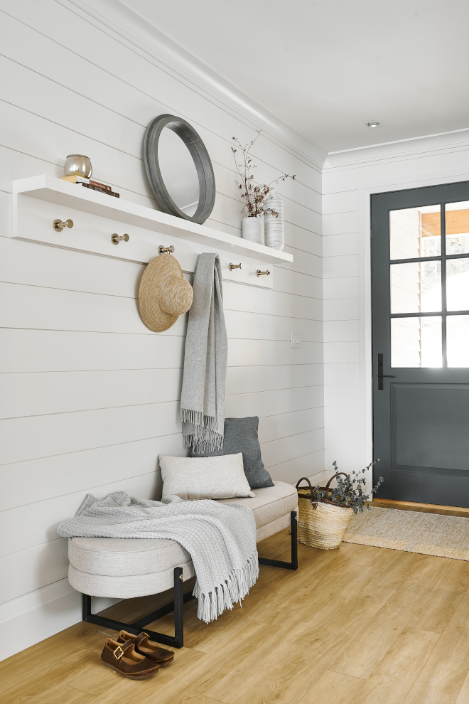 Benjamin Moore Gray Mist Benjamin Moore Paint Color Benjamin Moore Gray Mist Benjamin Moore Light Gray Paint Color #BenjaminMooreGrayMist #BenjaminMoorePaintColor #LightGrayPaintColor