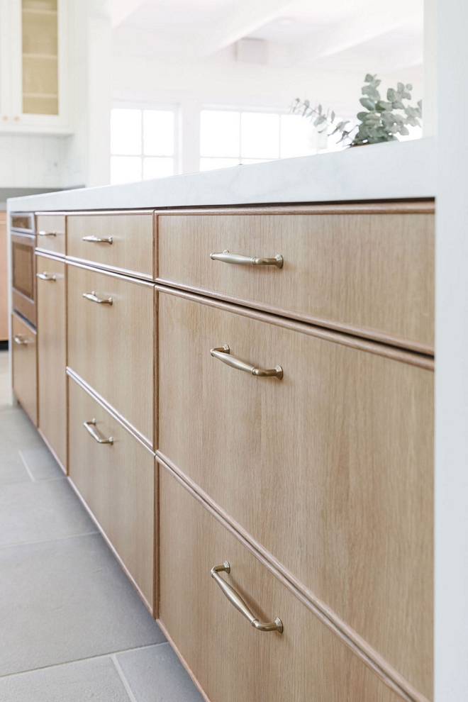 Rift-Cut-White-Oak-applied-beaded-detail-kitchen-cabinet