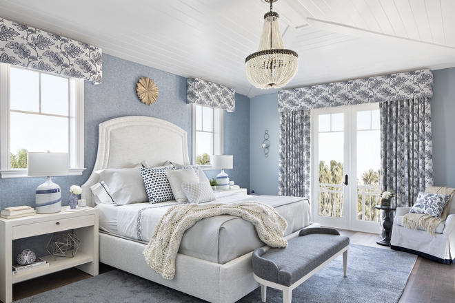 Traditional Bedroom Elegant Traditional Bedroom with blue and white color scheme Traditional Bedroom Elegant Traditional Bedroom with blue and white color scheme ideas Traditional Bedroom Elegant Traditional Bedroom with blue and white color scheme #TraditionalBedroom #ElegantBedroom #TraditionalBedroom #Blueandwhite #colorscheme