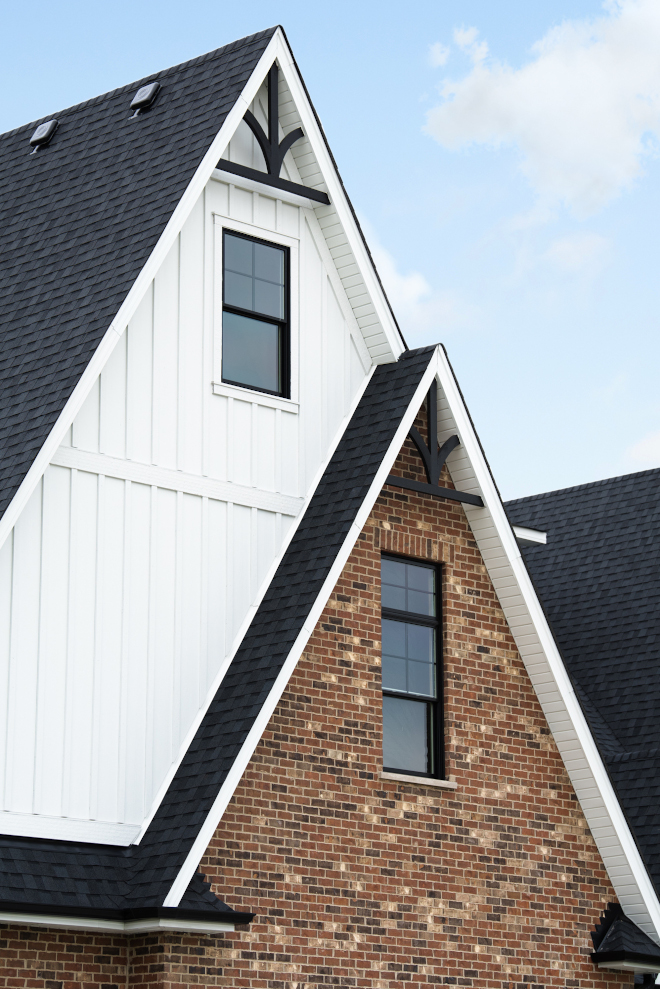 Exterior-Brick-MeridianBrick-Old-Guignard-Brick-Siding