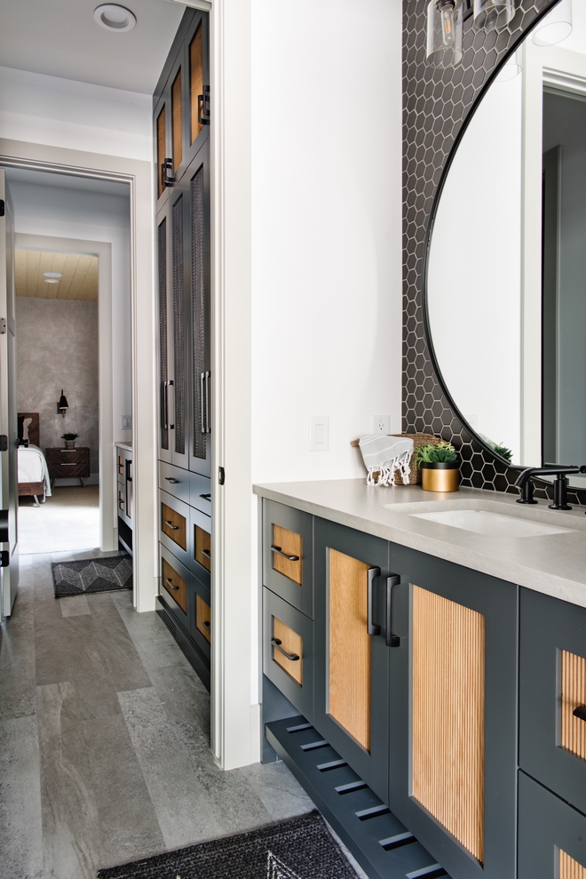 ThisJack and Jack bathroom features an excellent layout Vanities are adjacent to the Bedrooms while a Linen cabinet and shower is located at the center #bathroom #jackandjill #kidsbathroom