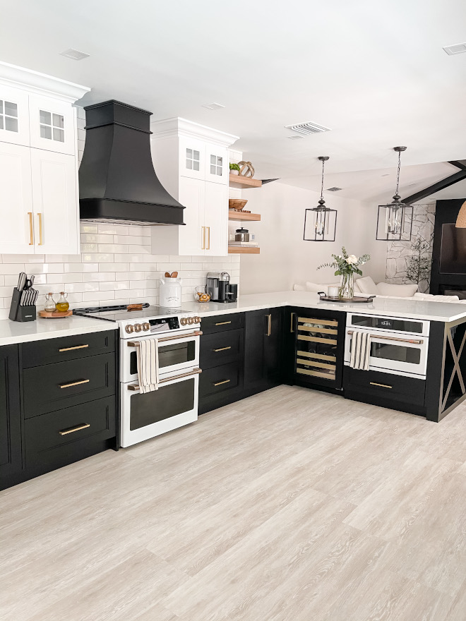 Kitchen color match Sherwin Williams Tricorn Black Sherwin Williams Extra White Kitchen color match Sherwin Williams Tricorn Black Sherwin Williams Extra White #Kitchen #colormatch #SherwinWilliamsTricornBlack #SherwinWilliamsExtraWhite