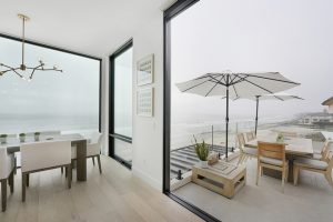 California Modern Beach House Tour - Home Bunch Interior Design Ideas