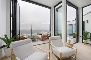 California Modern Beach House Tour - Home Bunch Interior Design Ideas
