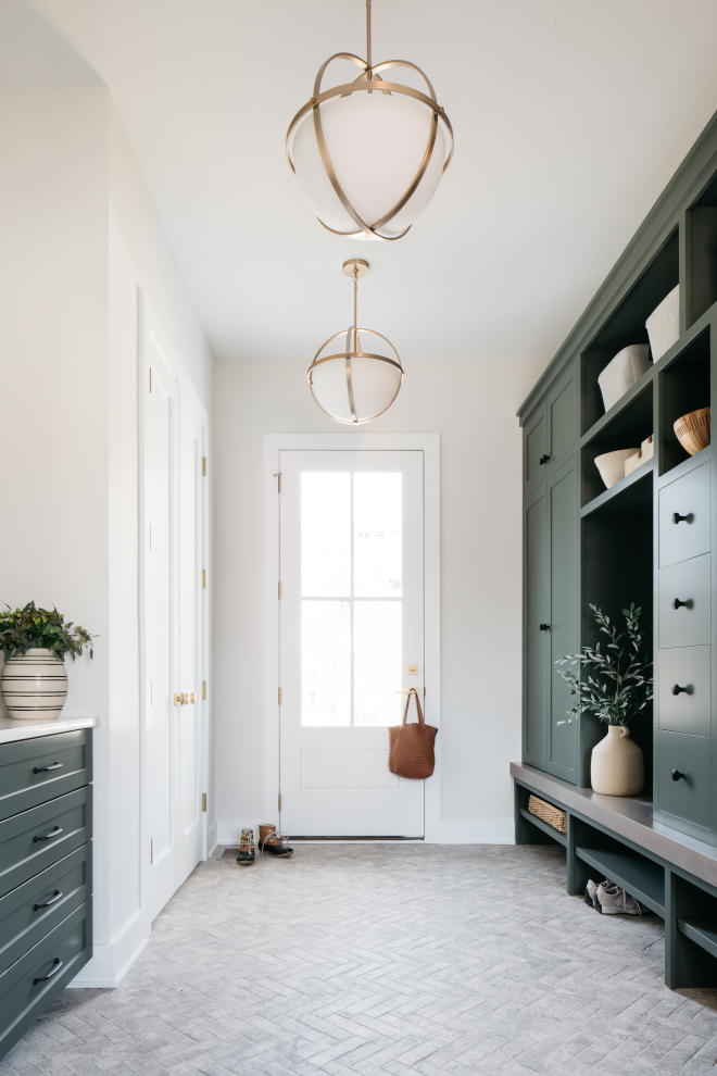 Benjamin Moore Chantilly Lace with Sherwin Williams Pewter cabinets Benjamin Moore Chantilly Lace with Sherwin Williams Pewter cabinets Benjamin Moore Chantilly Lace with Sherwin Williams Pewter cabinets #BenjaminMooreChantillyLace #SherwinWilliamsPewter #cabinet