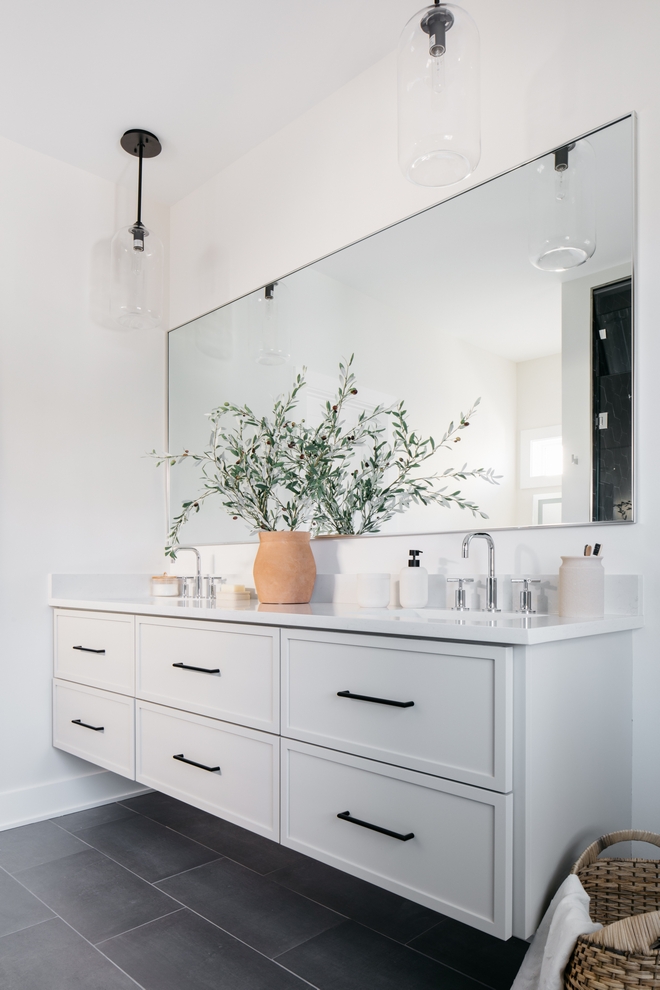 Sherwin Williams Grey Heron Sherwin Williams Grey Heron Sherwin Williams Grey Heron #SherwinWilliamsGreyHeron