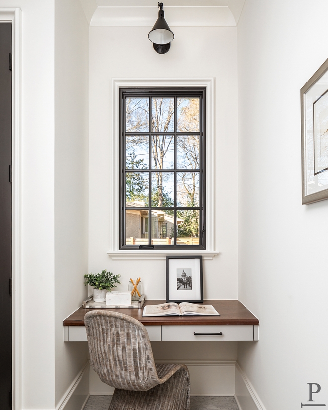 Mudroom Desk Area Mudroom Desk Area with floating desk Mudroom Desk Area Mudroom Desk Area with floating desk ideas #Mudroom #DeskArea #MudroomDesk #floatingdesk