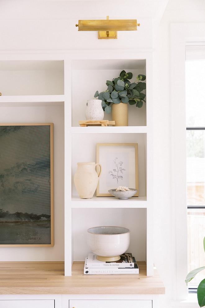 How to style your built-ins I love the neutral color palate varying textures and layered pieces that we used here How to style your built-ins How to style your built-ins How to style your built-ins #Howto #style #builtins