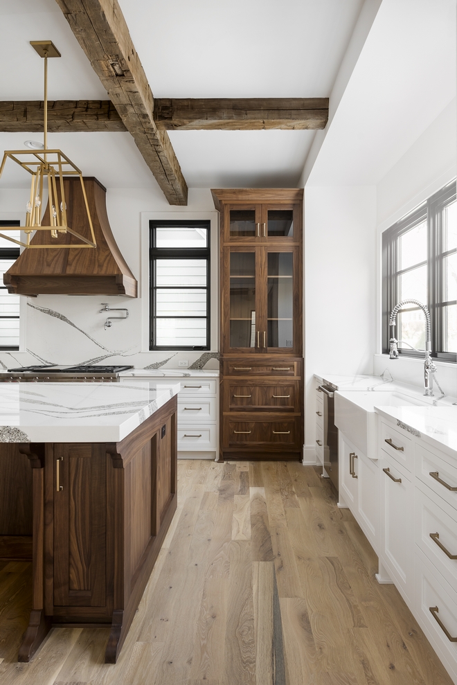 Kitchen Cabinet Benjamin Moore Decorator's White accentuated with Walnut cabinets in a custom color Kitchen Cabinet Benjamin Moore Decorator's White accentuated with Walnut cabinets in a custom color Kitchen Cabinet Benjamin Moore Decorator's White accentuated with Walnut cabinets in a custom color #KitchenCabinet #BenjaminMooreDecoratorsWhite #Walnutcabinet #customcolor