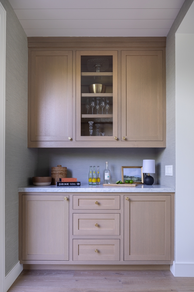 White Oak Butler's Pantry Cabinet White Oak Cabinet White Oak Butler's Pantry Cabinet White Oak Cabinet White Oak Butler's Pantry Cabinet White Oak Cabinet White Oak Butler's Pantry Cabinet White Oak Cabinet No sheen #WhiteOak #ButlersPantry #Cabinet #WhiteOakCabinet