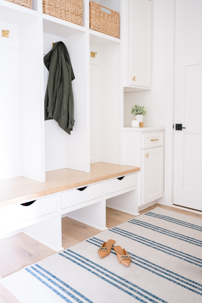 White Mudroom White Mudroom Cabinet White Mudroom Ideas White Mudroom White Mudroom White Mudroom White Mudroom White Mudroom White Mudroom #WhiteMudroom #Mudroom