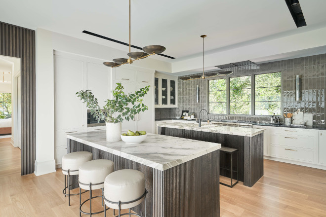 Kitchen cabinet paint color is Benjamin Moore OC-26 Silver Satin Kitchen cabinet paint color is Benjamin Moore OC-26 Silver Satin Kitchen cabinet paint color is Benjamin Moore OC-26 Silver Satin #kitchen #Kitchencabinet #paintcolor #BenjaminMooreOC26SilverSatin