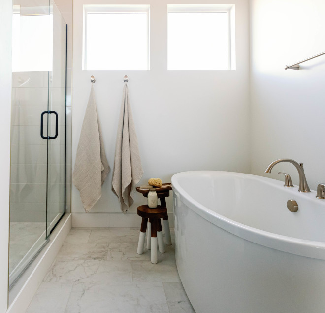 Sherwin Williams SW 7008 Alabaster Bathroom