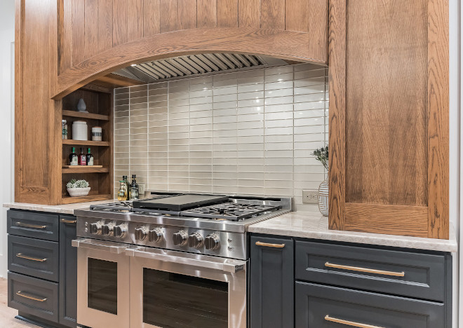 Stove nook hood with built-in spice and oil shelves Stove nook hood with built-in spice and oil shelf ideas Stove nook hood with built-in spice and oil shelf design #Stovenook #hood #builtinspiceshelves #oilshelves #kitchen