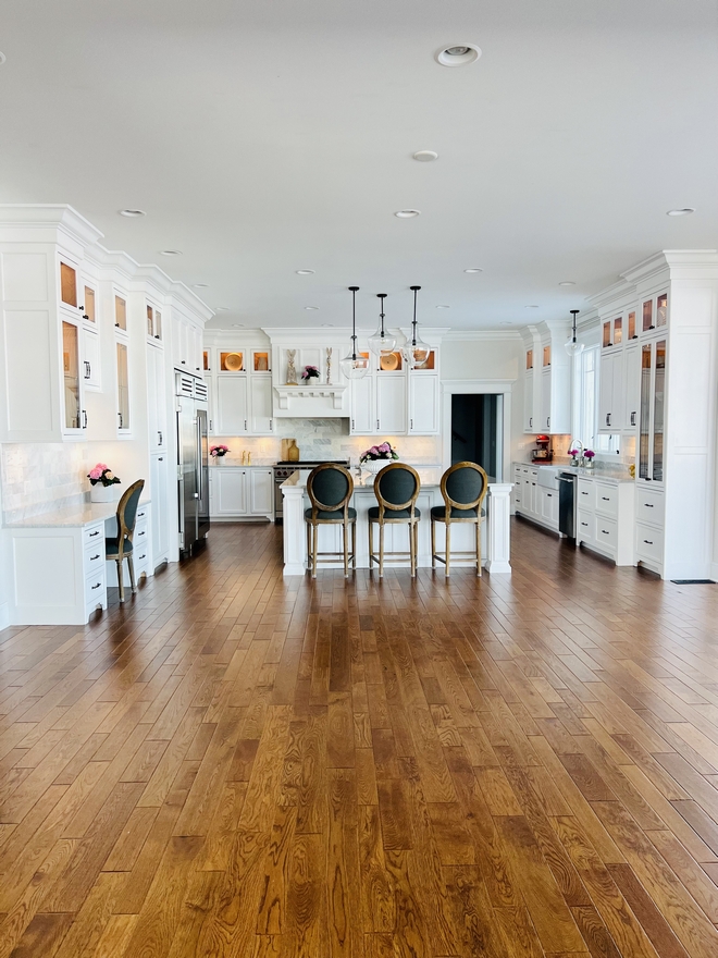 Traditional white kitchen Traditional white kitchen design Traditional white kitchen ideas Traditional white kitchen Traditional white kitchen #Traditionalwhitekitchen #whitekitchen