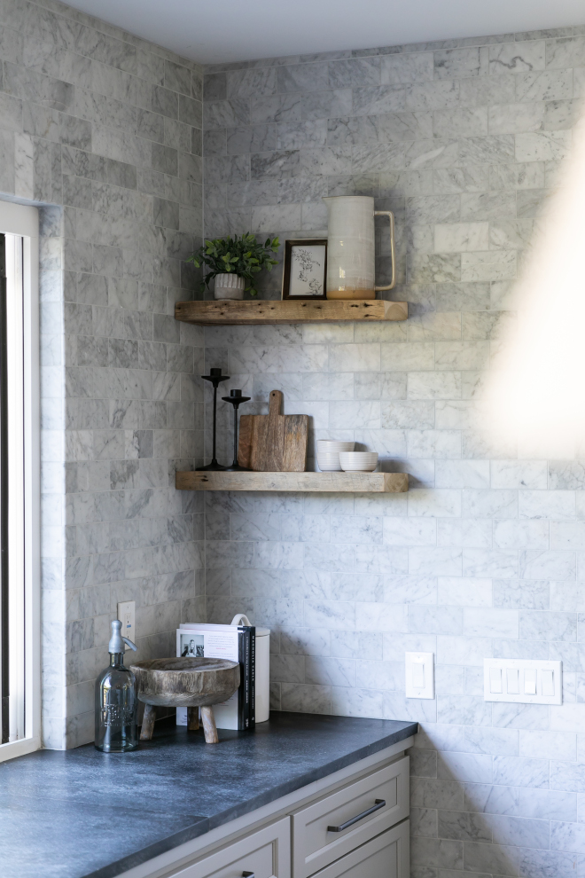 Kitchen carrara marble backsplash countert to ceiling backsplash tile