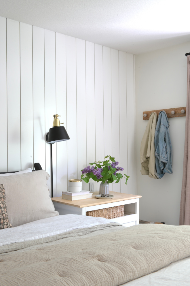 Bedroom Vertical Shiplap Accent Wall Bedroom Vertical Shiplap Accent Wall #Bedroom #VerticalShiplap #AccentWall
