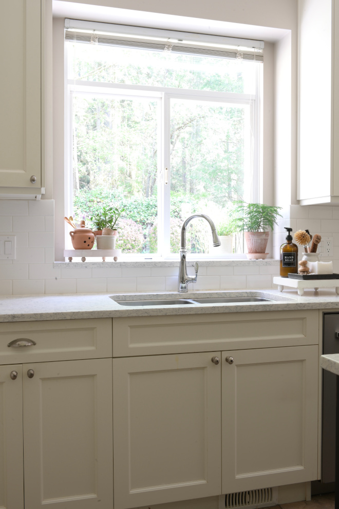 Benjamin Moore Cloud White
