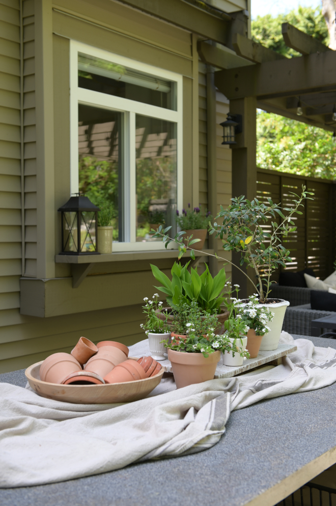 Outdoor Table Styling Ideas Terracotta Planters