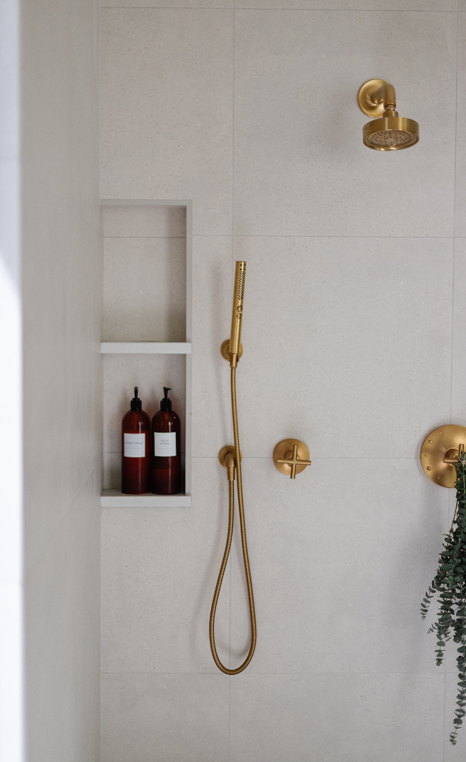 Shower Niche Surround Caesarstone Fresh Concrete Shower Niche Surround Caesarstone Fresh Concrete #ShowerNiche #CaesarstoneFreshConcrete