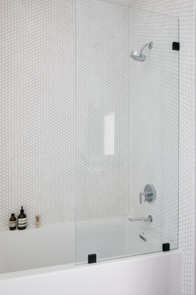 I am loving the idea of using round penny tile on all walls in the bathroom alcove #bathroomalcove