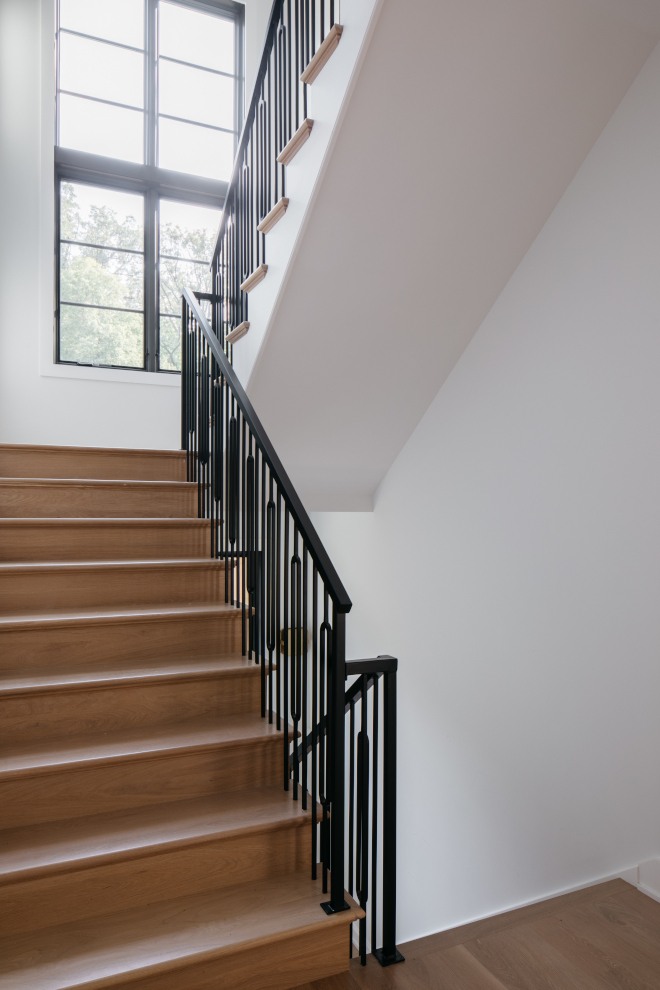 Staircase Wall Paint Color Benjamin Moore Chantilly Lace OC-65 Staircase Wall Paint Color Benjamin Moore Chantilly Lace OC-65 Staircase Wall Paint Color Benjamin Moore Chantilly Lace OC-65 #Staircase #PaintColor #BenjaminMooreChantillyLace #BenjaminMooreOC65