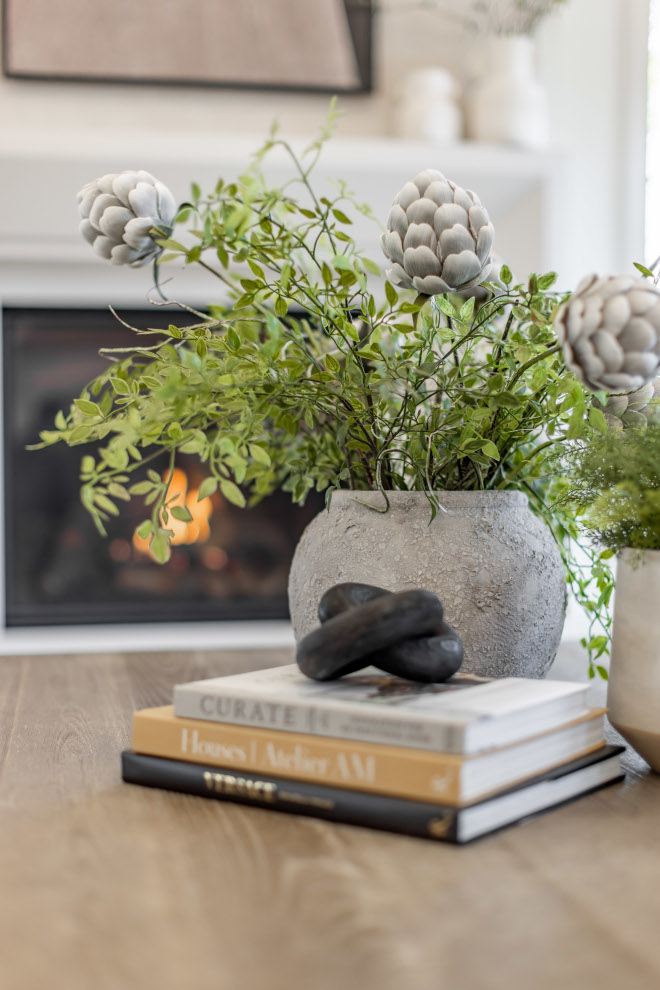 Coffee table vase decor ideas