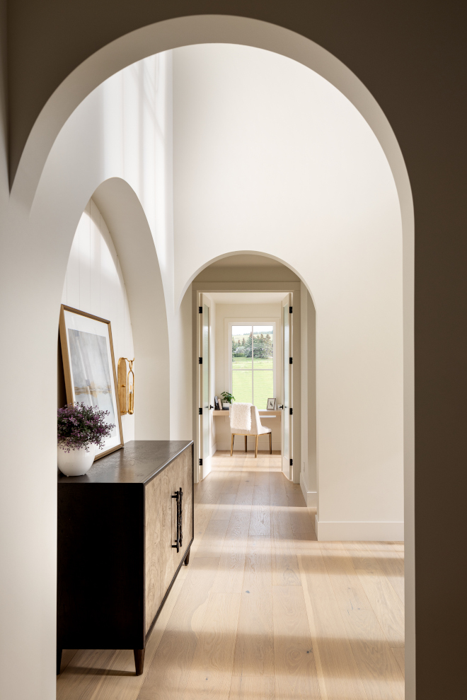 Foyer Alcove Foyer Arch The Foyer features an arch alcove with vertical shiplap Foyer Alcove Foyer Arch The Foyer features an arch alcove with vertical shiplap #Foyer #Alcove #FoyerArch #archalcove #verticalshiplap