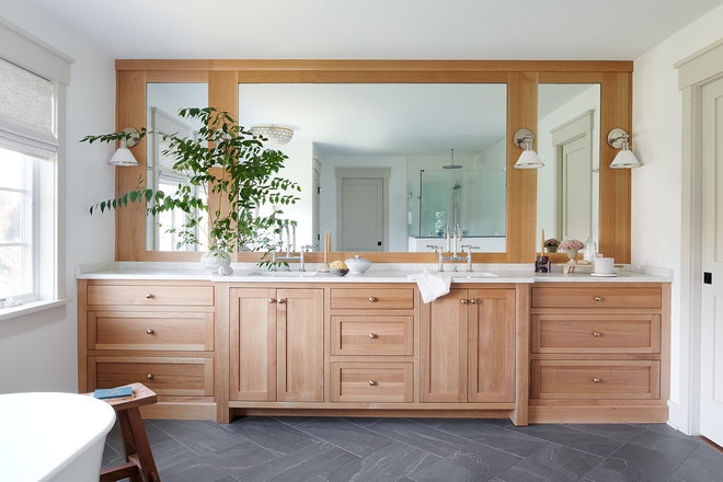 Bathroom Vanity Custom natural finish clear on white oak vanity flat panel recessed shaker door #Bathroom #Vanity #naturalfinish #clear #whiteoak #whiteoakvanity #flatpanel #recessedshakerdoor #shakerdoor