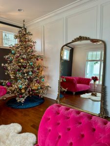 Traditional Christmas Home Tour - Home Bunch Interior Design Ideas