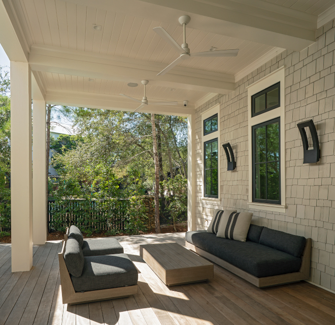 Benjamin Moore Linen with Benjamin Moore White Dove Siding color scheme Benjamin Moore Linen with Benjamin Moore White Dove Siding color scheme #BenjaminMooreLinen #BenjaminMooreWhiteDove #Siding #colorscheme #BenjaminMoore