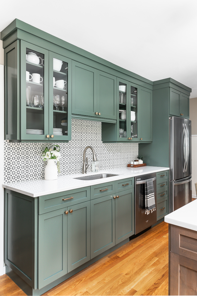 Benjamin Moore Rainy Afternoon deep green with hints of gray paint color #BenjaminMooreRainyAfternoon #deepgreenpaintcolor #greenwithhintsofgray #paintcolor