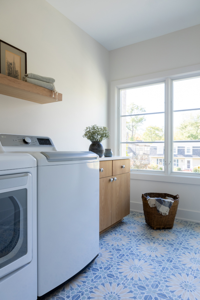 Sherwin Williams Heron Plume Laundry Room Paint Color Sherwin Williams Heron Plume Laundry Room Paint Color Sherwin Williams Heron Plume Laundry Room Paint Color #SherwinWilliams #LaundryRoom #PaintColor