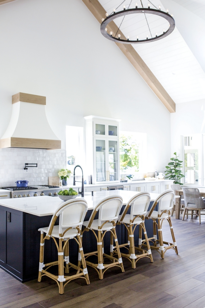 Benjamin Moore Navy Blue Benjamin Moore Navy Blue Benjamin Moore Navy Blue Benjamin Moore Navy Blue #paintcolor #BenjaminMoore #BenjaminMooreNavyBlue